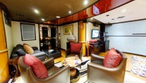 DHAAINKAN BAA  Upper deck lounge